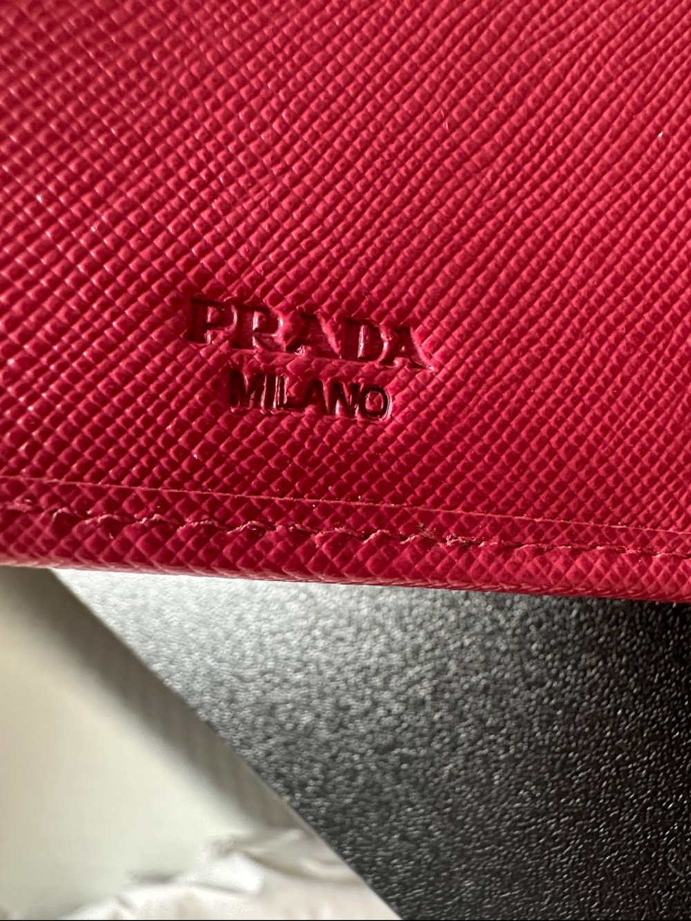 Prada Saffiano Leather wallet - Picture 16 of 17